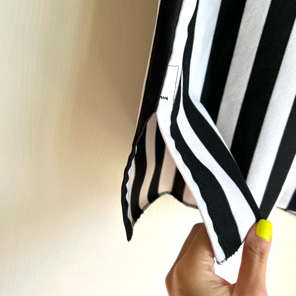 Cute top - Picture 2 of 4